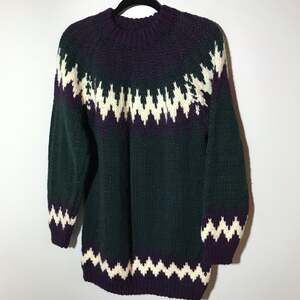 Vintage handknit wool pullover sweater made in Greece green purple L y2k 90s